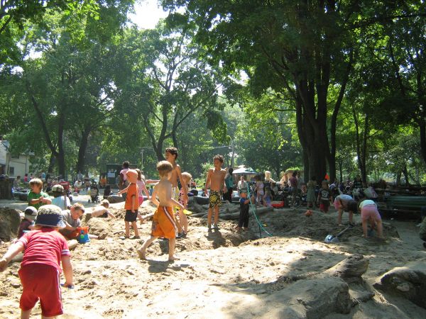 Dufferin Grove Park